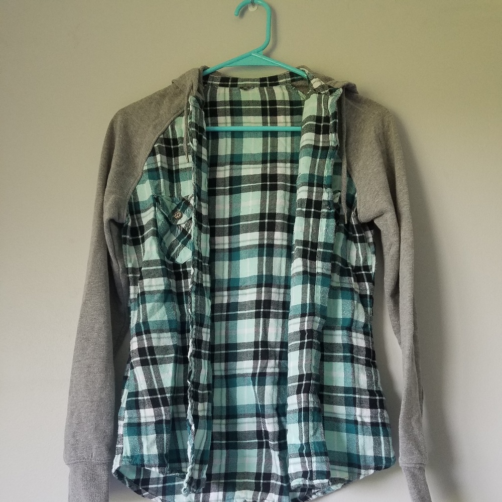 blue hooded t-shirt